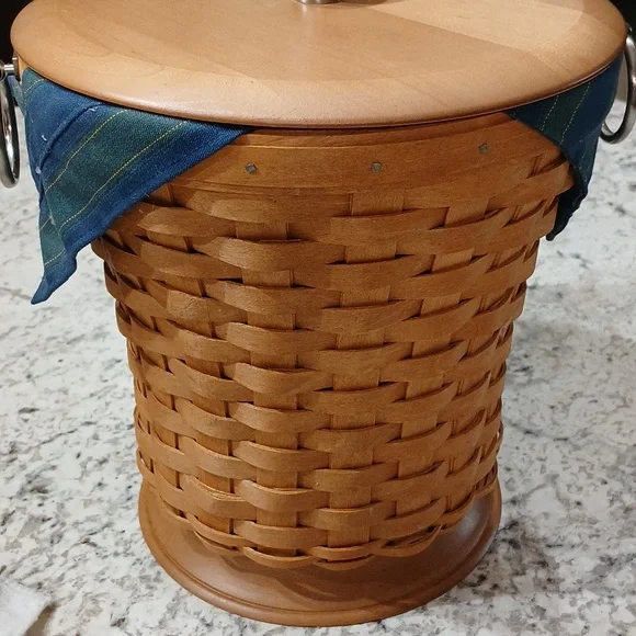 Longaberger 2005-06 Collectors Club 10th Year Anniversary Celebration Basket Baskets & Bins